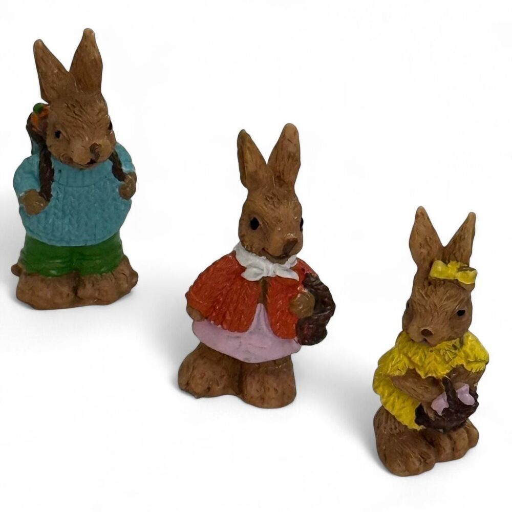 Vintage-Style Set of 4 brown bunny figurines - mini size. - Picture 4 of 6